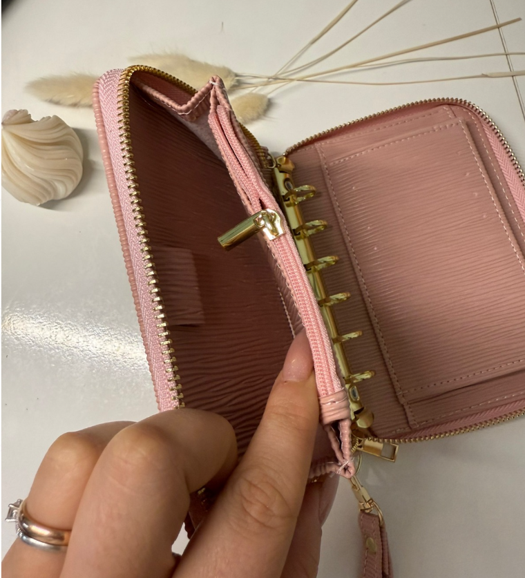 Portafoglio con zip A7